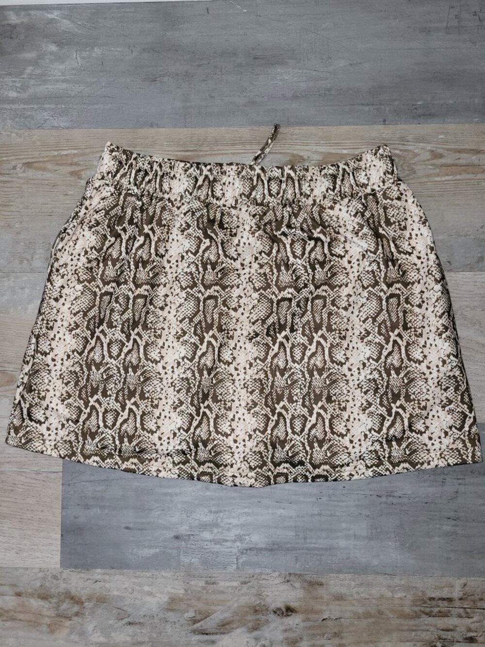 Jess Lea snake print skort L, NWOT - Picture 2 of 2